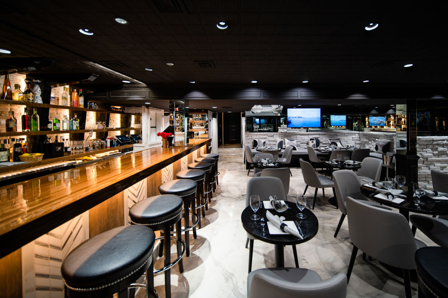 Wine Bar & Martini Lounge in Doylestown, PA Frost